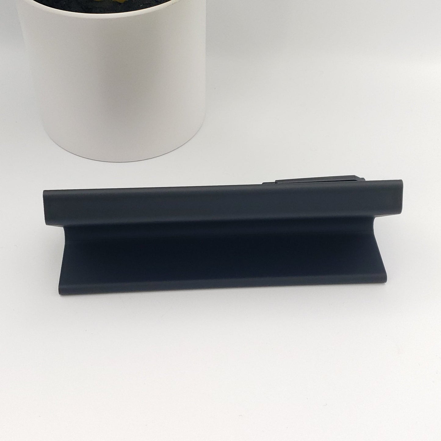 Modern 3 Pen Display, Sleek Desk Organizer for Pens, Contemporary Office Decor, Minimalist Pen Stand to showcase your elegant pens.