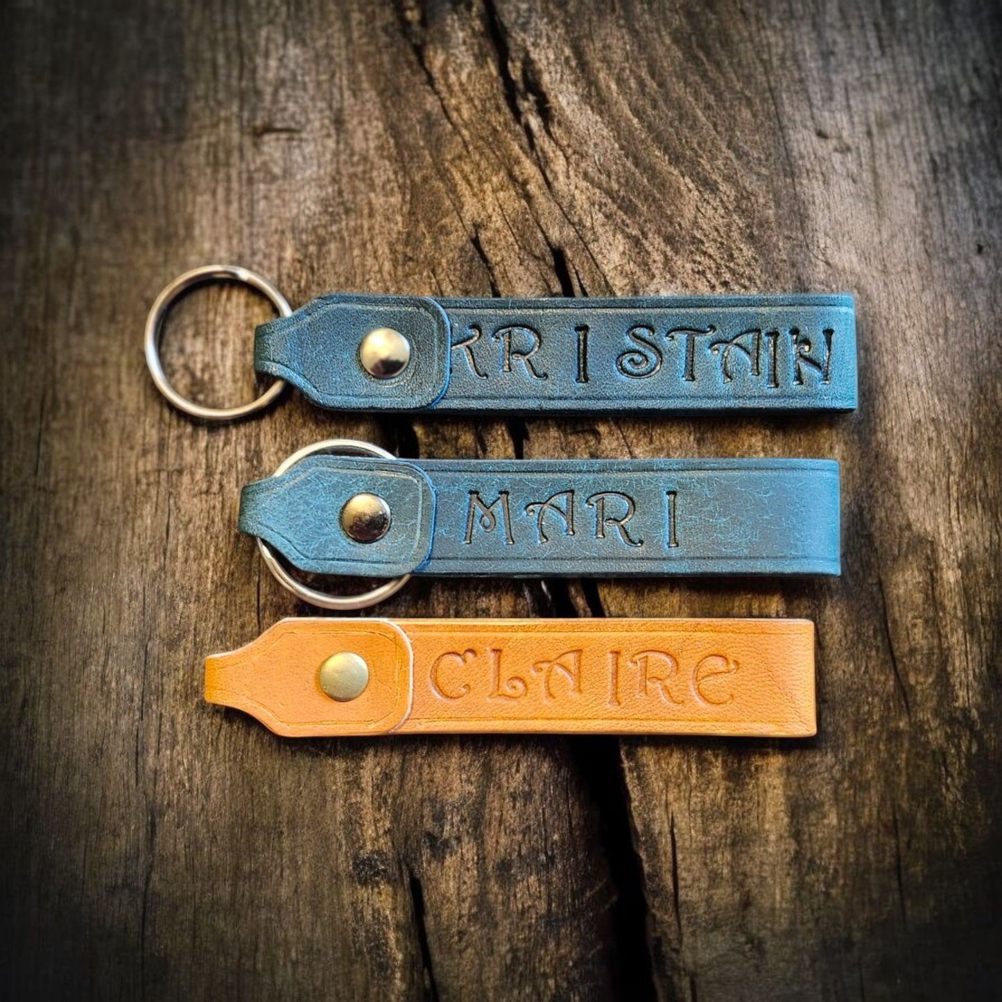 Custom Leather Keychain – Personalized Name Key Fob