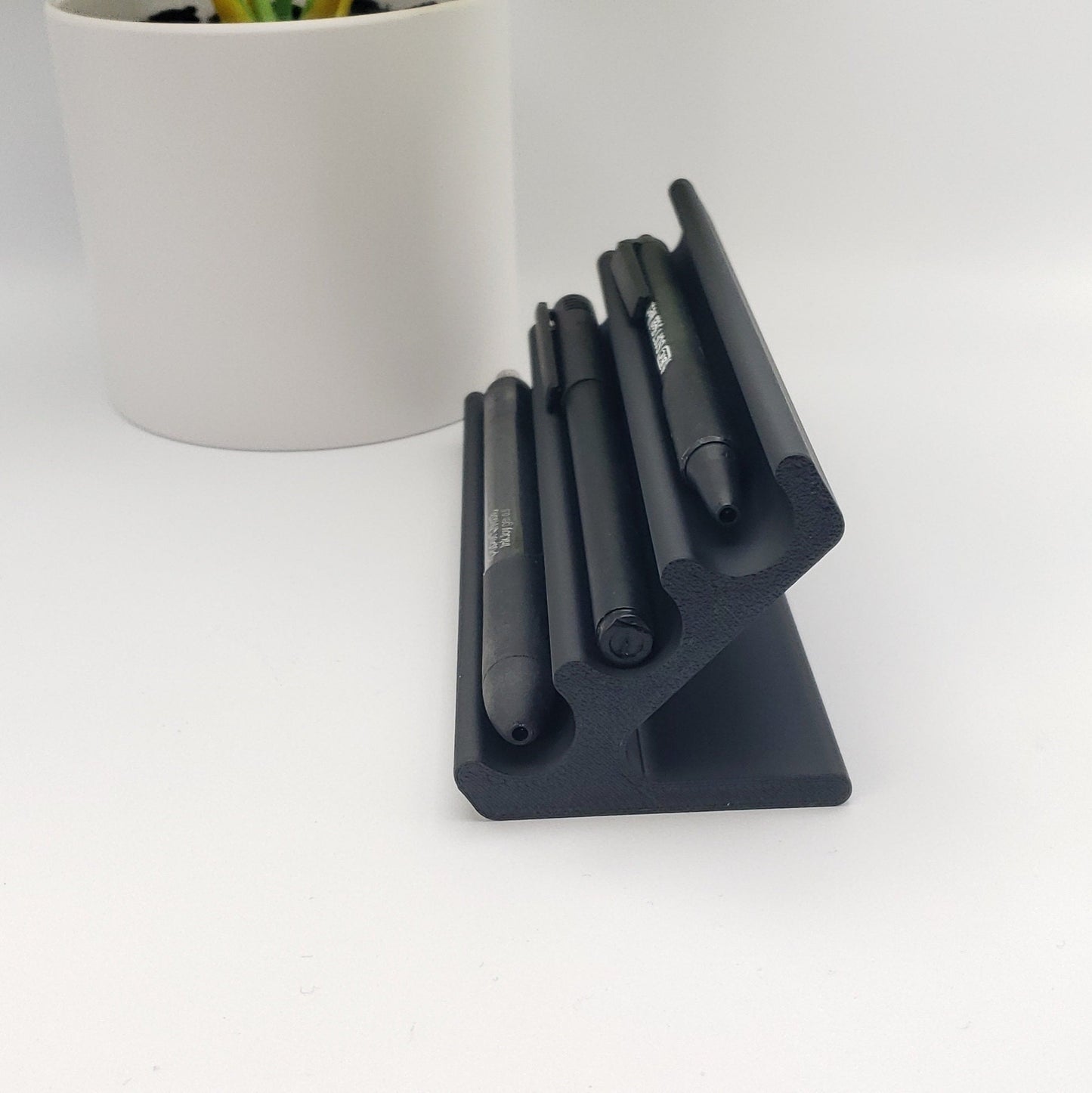 Modern 3 Pen Display, Sleek Desk Organizer for Pens, Contemporary Office Decor, Minimalist Pen Stand to showcase your elegant pens.