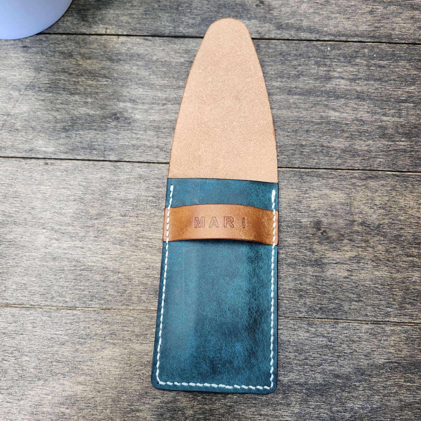 Handmade Leather Case open with no pens