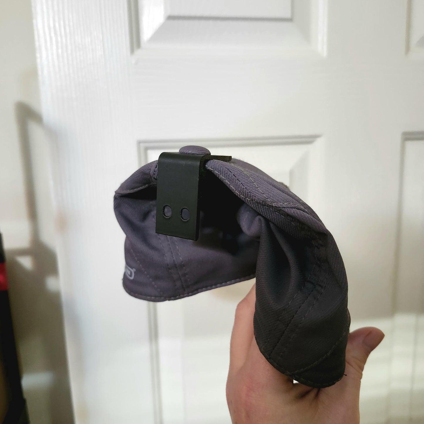 Low-Profile Hat Hanger Hat Wall Clip Hook