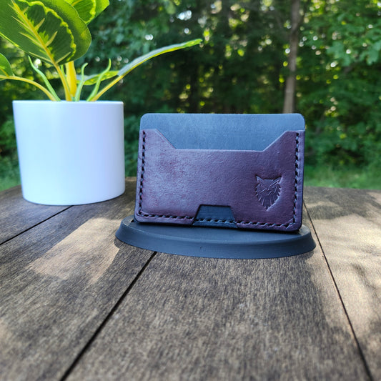 The Nest Pedestal – 3D Printed Display Stand for Leather Wallets and EDC Gear
