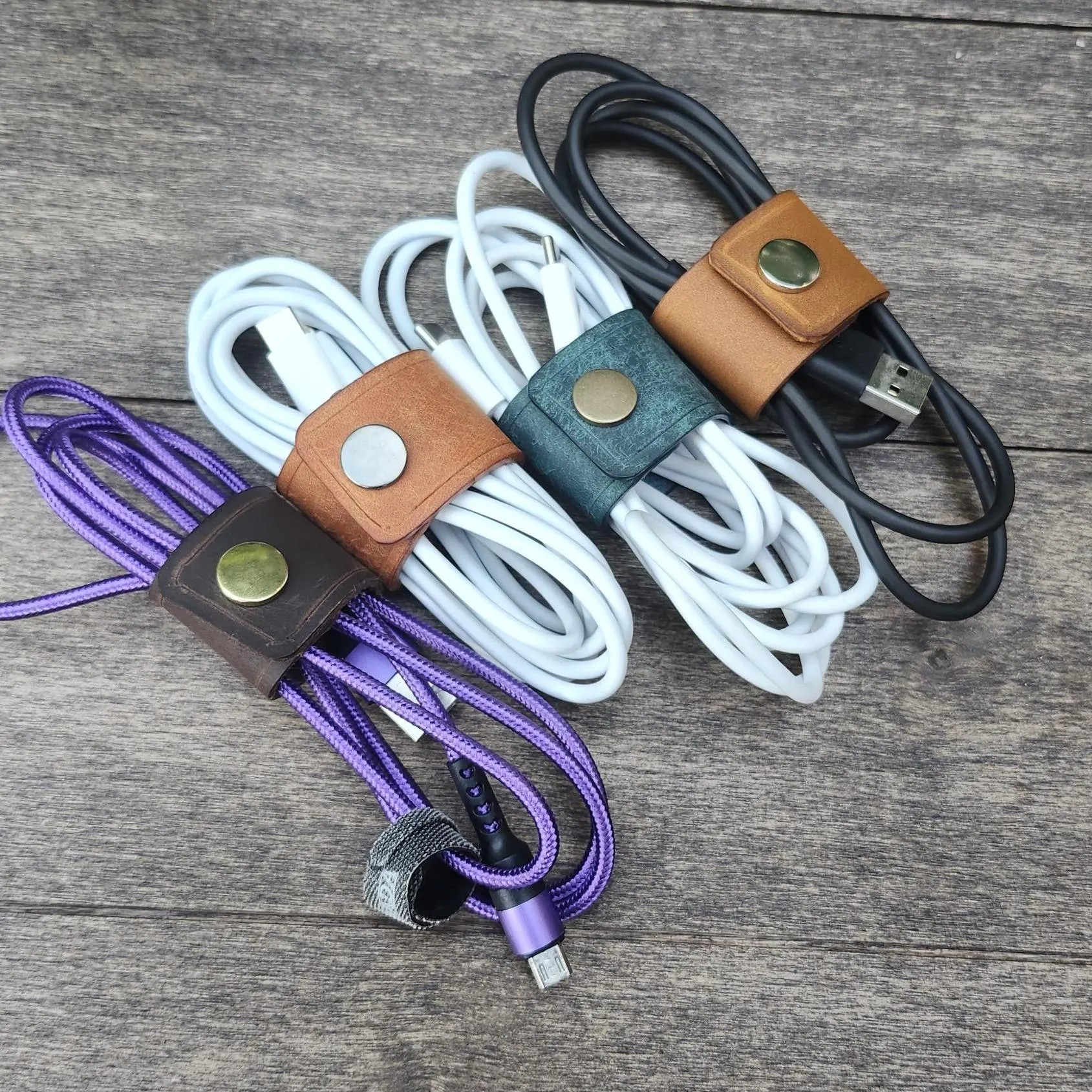 handmade-leather-Wrap- Olmo Aqua Brown with cables